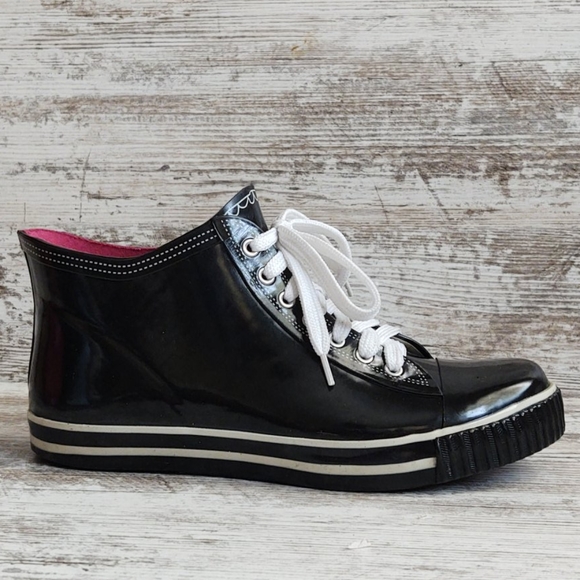 sneaker rain boots